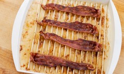 bacon on microwave tray