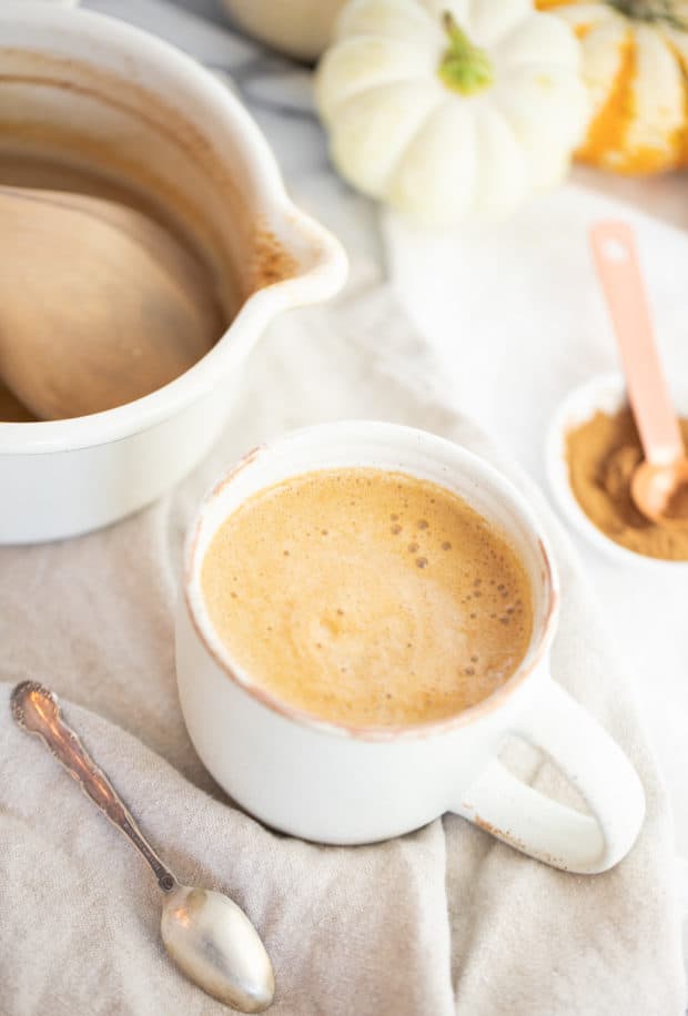 making a healthy pumpkin spice latte at home
