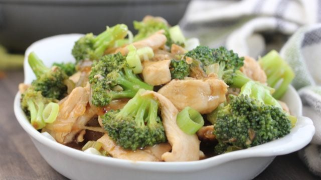 chicken and broccoli stir fry with green onions