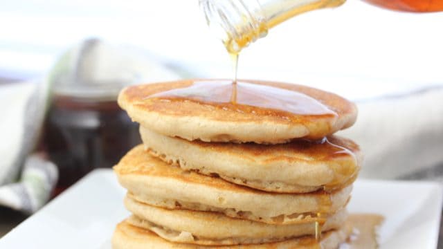 https://cleananddelicious.com/wp-content/uploads/2018/08/Fluffy-Vegan-Pancakes-640-1-640x360.jpg