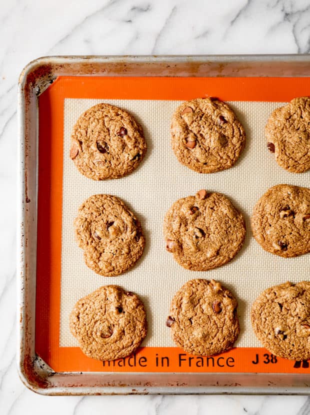 fresh baked oatmeal chocolate chip cookies