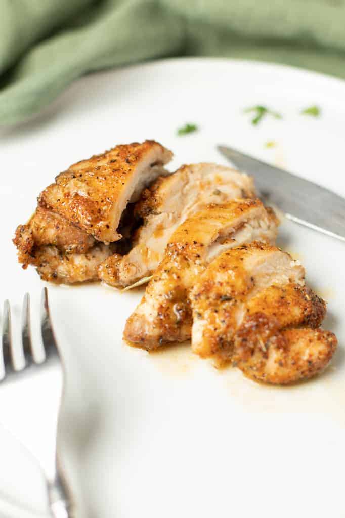 Baked Boneless Skinless Chicken Thighs | Recipe Cart