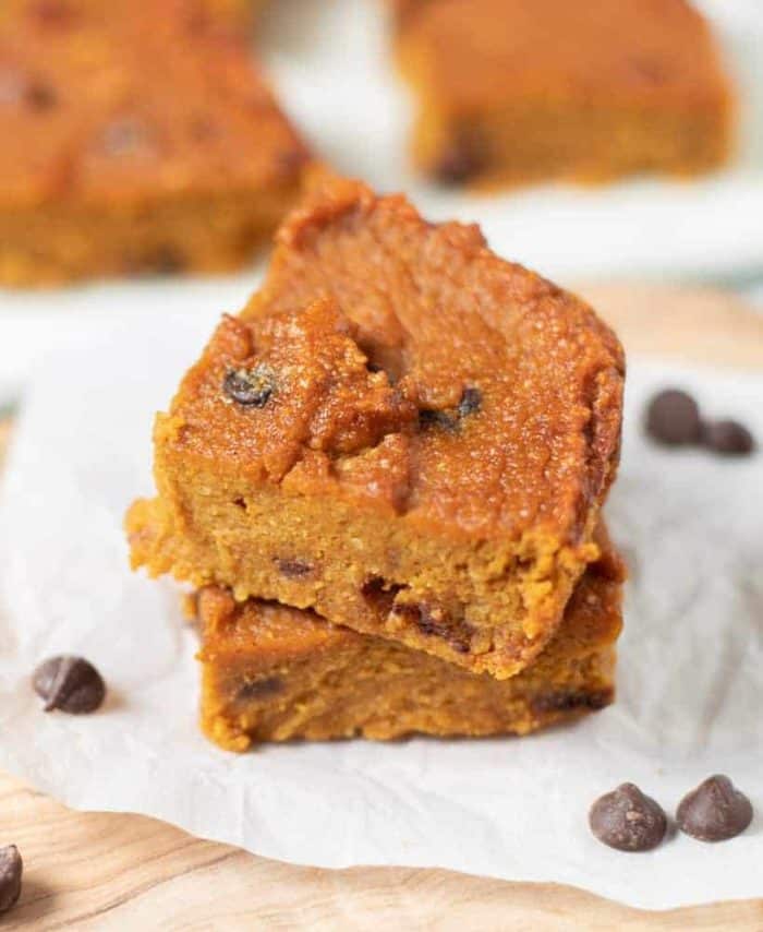 Healthy Pumpkin Pie Bars With Chocolate Chips Clean Delicious