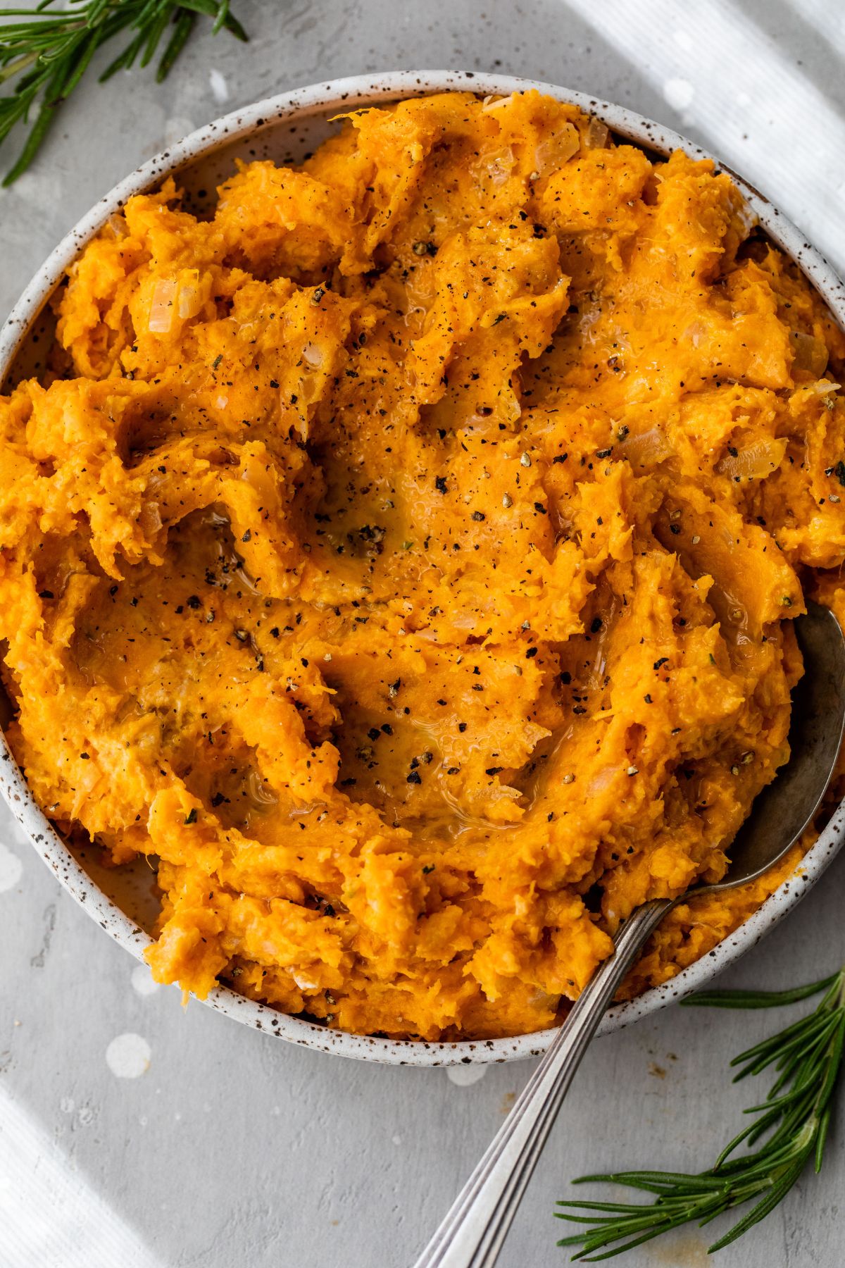 Healthy mashed sweet potatoes in a bowl.