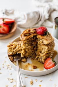 Oatmeal Pancakes « (Simple Recipe with No Banana!) « Clean & Delicious