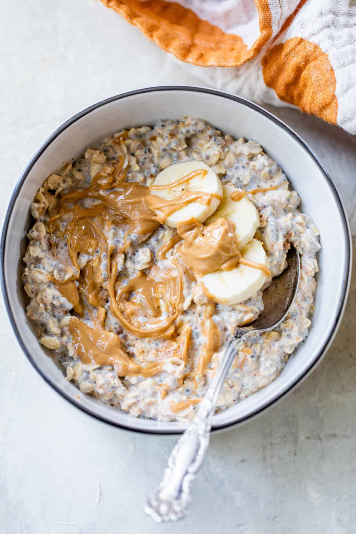 bowl of banana overnight oats