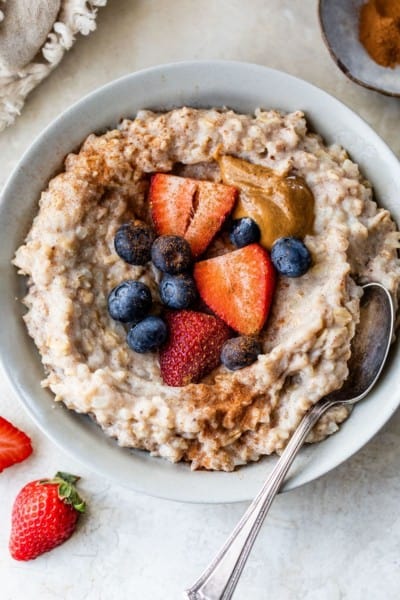 Creamy Cauliflower Oatmeal with Rolled Oats « Clean & Delicious