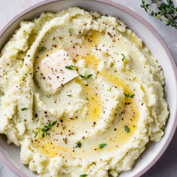 Fluffy Mashed Cauliflower (just 3 ingredients!) « Clean & Delicious