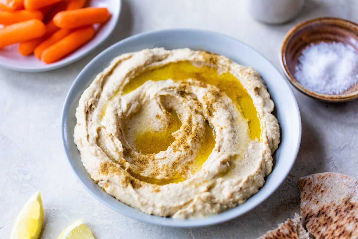 5-minute hummus with tahini and fresh garlic in a bowl