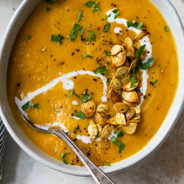Roasted Acorn Squash Soup with Coconut Milk « Clean & Delicious